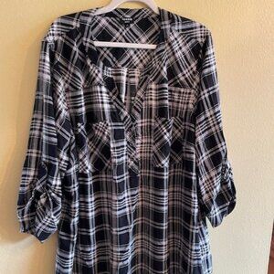 Torrid Harper Georgette Tunic blouse, 3/4 sleeve, Black/White plaid, 4X